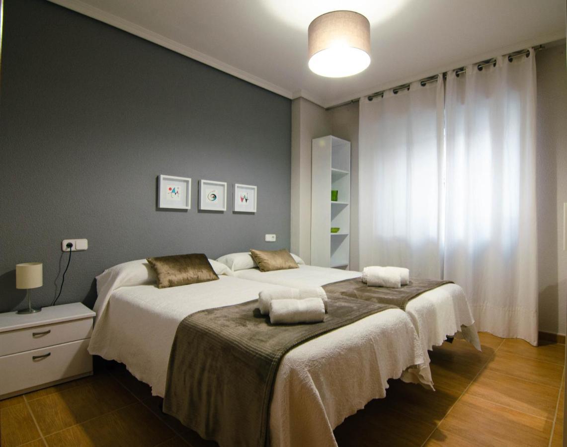 Vut. Galeria Del Oeste Salamanca Esterno foto